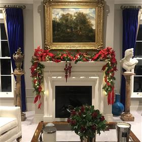 fwthumbPrivate House fireplace christmas decoration Lilys Flowers Lightwater.jpg